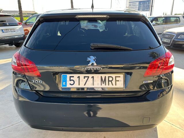 PEUGEOT 308 ALLURE 1.2 E-THP AUTO SPANISH LHD IN SPAIN 40000 MILES SUPERB 2017